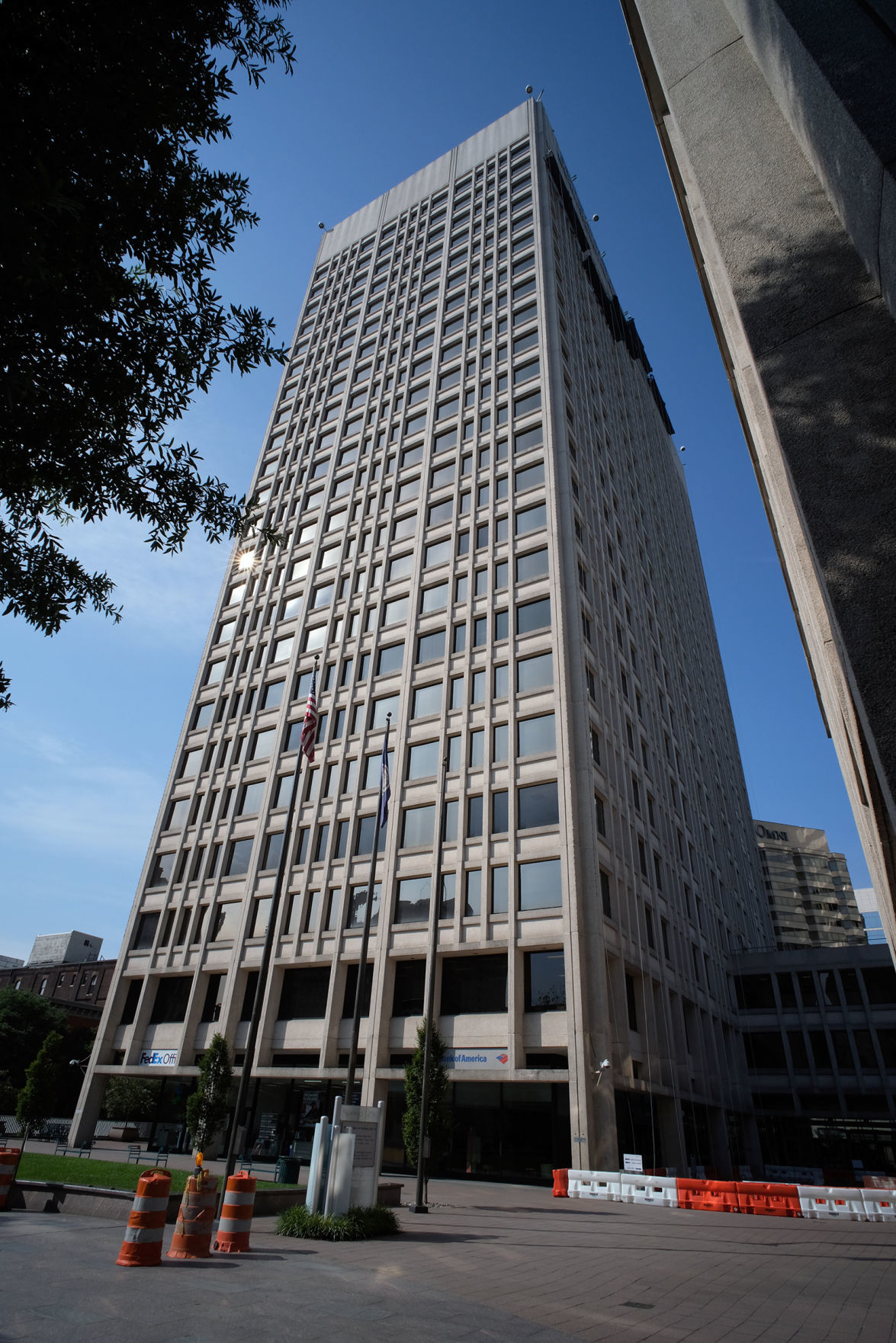 Bank of America Tower -- 333 feet